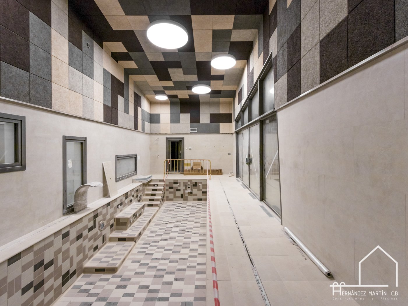 Hernandez martin construcciones y piscinas experiencia en construcción de obra nueva de vivienda y casa moderna en Zamora Salamanca y Valladolid